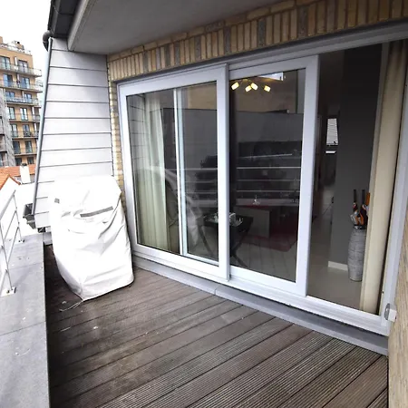 Apartament In A Location