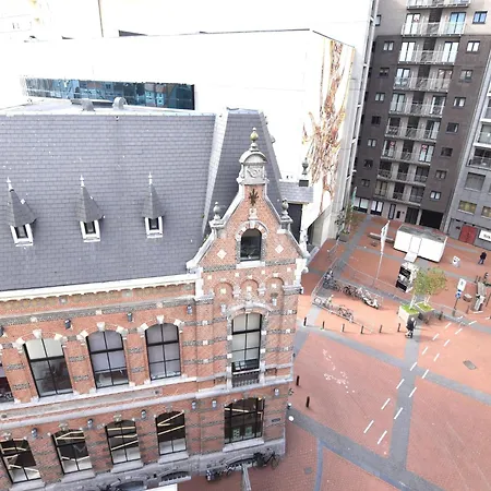 In A Location Apartamento